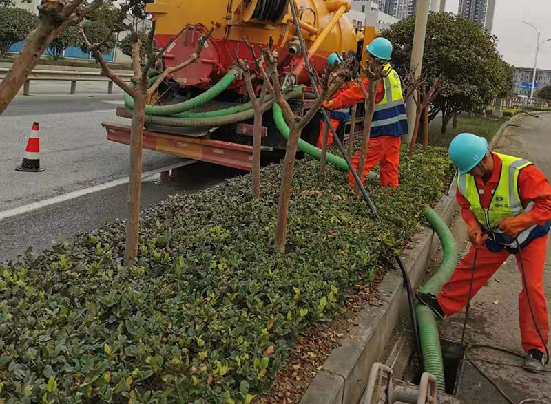 怒江市政管道清淤